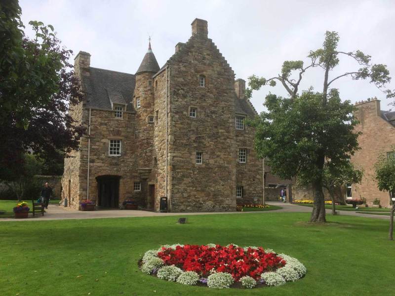 Jedburgh-Mary-Queen-house