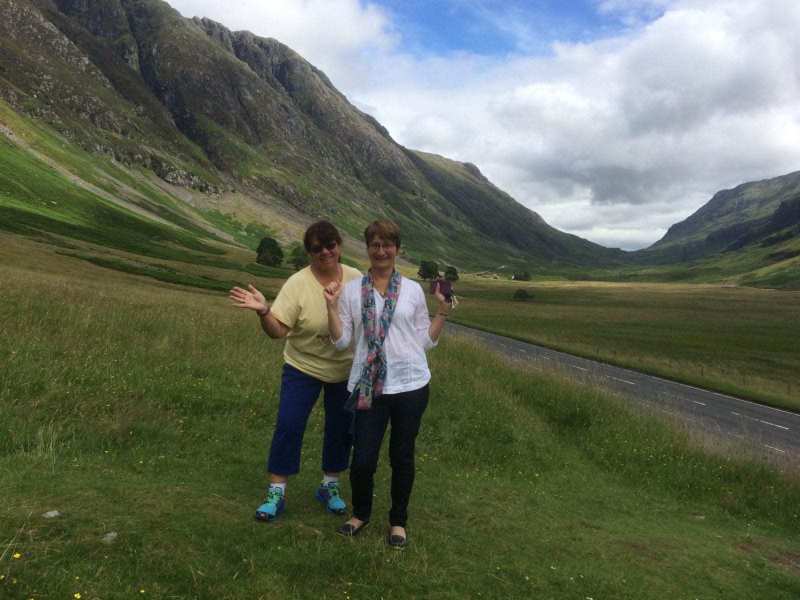 Glencoe-Susan-Pam-fun-scaled