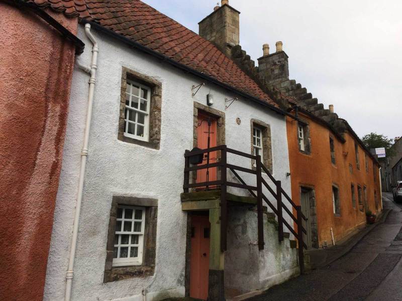 Culross-street