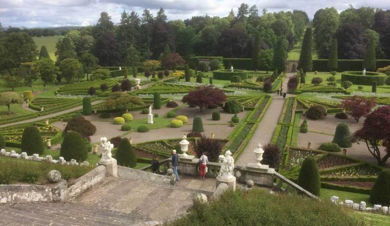 Drummond-Castle