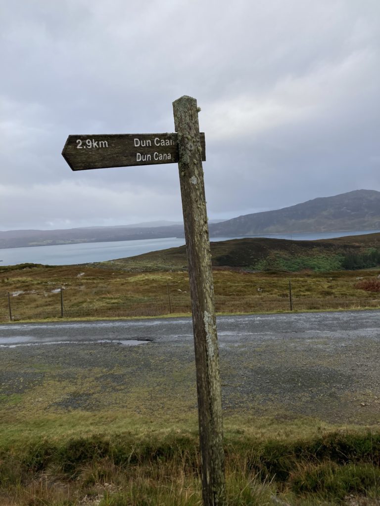 Dun Caan signpost